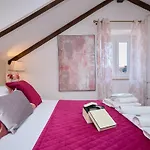 Nyaraló Casa Nevia Altstadt By Interhome