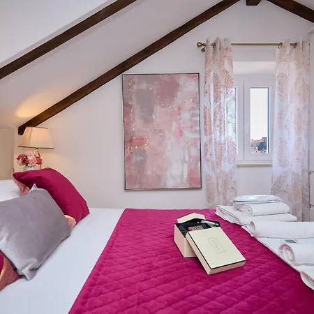 بيت للعطل Casa Nevia Altstadt By Interhome