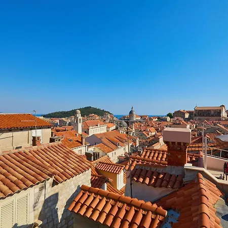 Сasa de vacaciones Casa Nevia Altstadt By Interhome