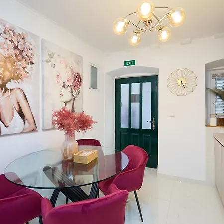 Semesterbostad Casa Nevia Altstadt By Interhome
