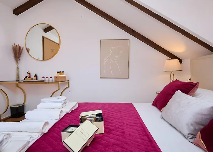 Casa Nevia Altstadt By Interhome *