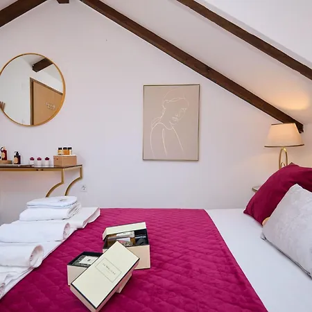 Casa Nevia Altstadt By Interhome *