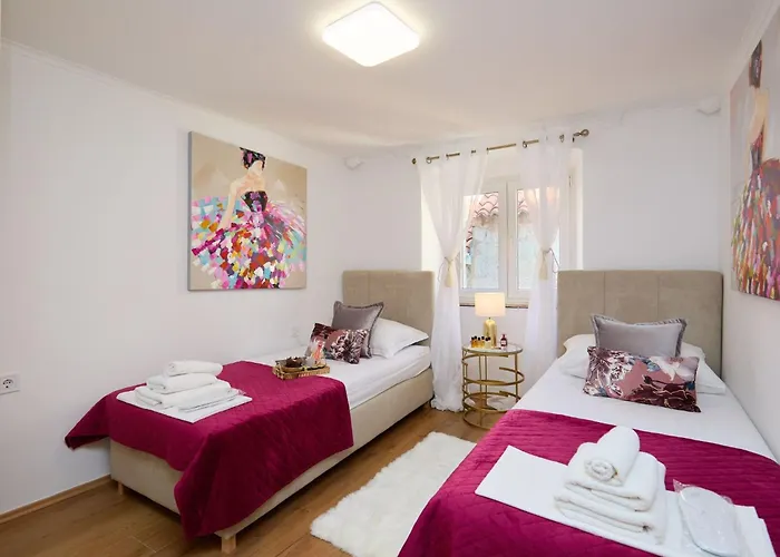 Hébergement de vacances Casa Nevia Altstadt By Interhome