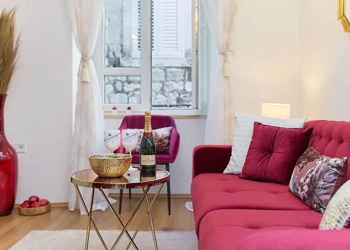 Casa Nevia Altstadt By Interhome Hébergement de vacances *