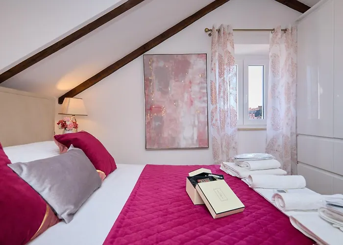 Hébergement de vacances Casa Nevia Altstadt By Interhome